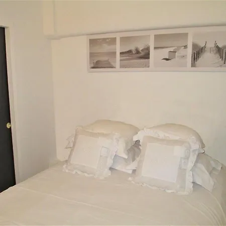 Apartment Rue Saint Charles 75015 Paris *